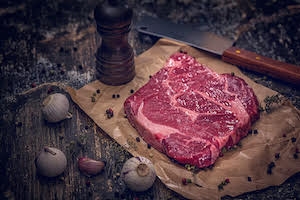 EXPOMEAT 2021 Consumidores brasileiros estão optando por cortes de carne bovina mais baratos em meio à crise causada pela pandemia do novo coronavírus, disse o presidente da Minerva Foods, Fernando Galletti de Queiroz, em...