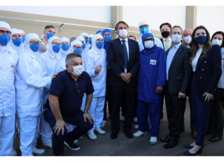 EXPOMEAT 2022 - lll Feira Internacional da Indústria de Processamento de Proteína Animal e Vegetal O presidente da República Jair Bolsonaro visitou na sexta-feira (25) à tarde a sede da Cooperativa Central Aurora Alimentos, em...