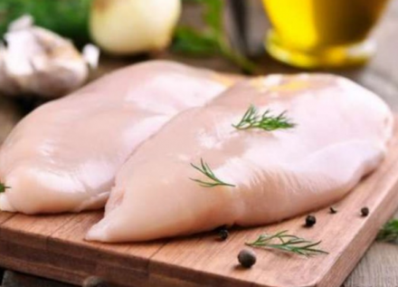 EXPOMEAT 2022 - lll Feira Internacional da Indústria de Processamento de Proteína Animal e Vegetal As exportações de carne de frango in natura caminham para um novo recorde mensal, segundo dados da Secretaria de Comércio...